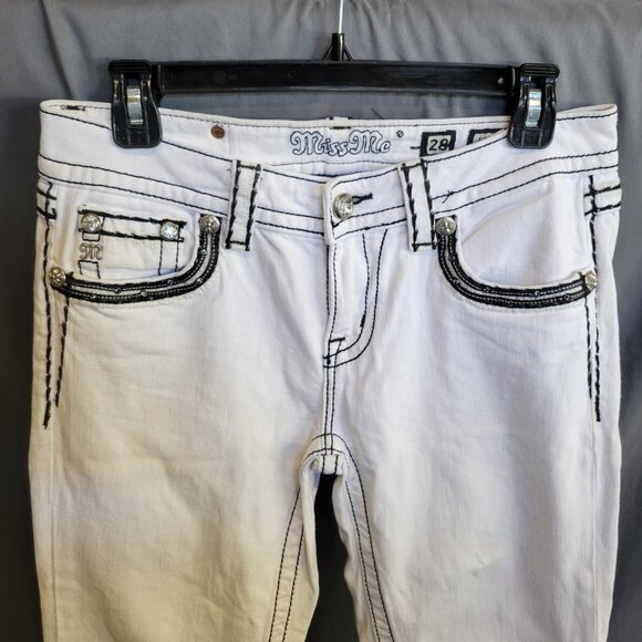 Miss Me Jeans Signature Cropped Size 28 White Black Stitching - Picture 4 of 12